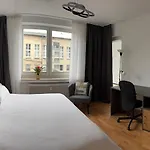 Medina Apartment *